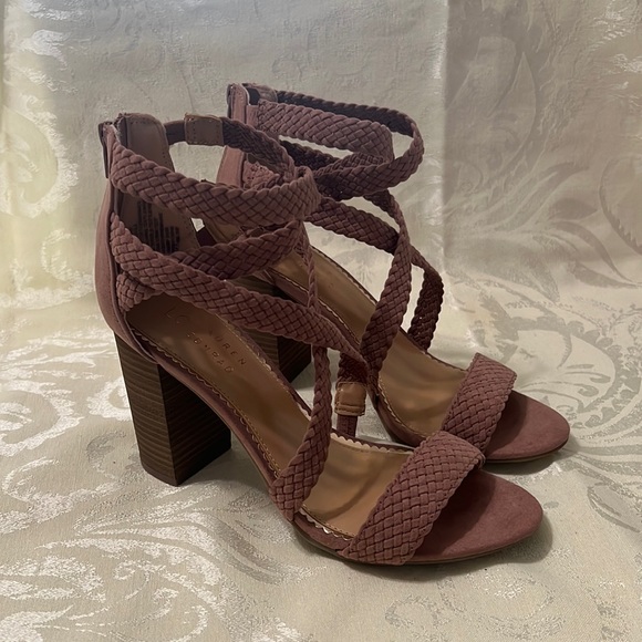 Lauren Conrad memory foam heels - Picture 2 of 10
